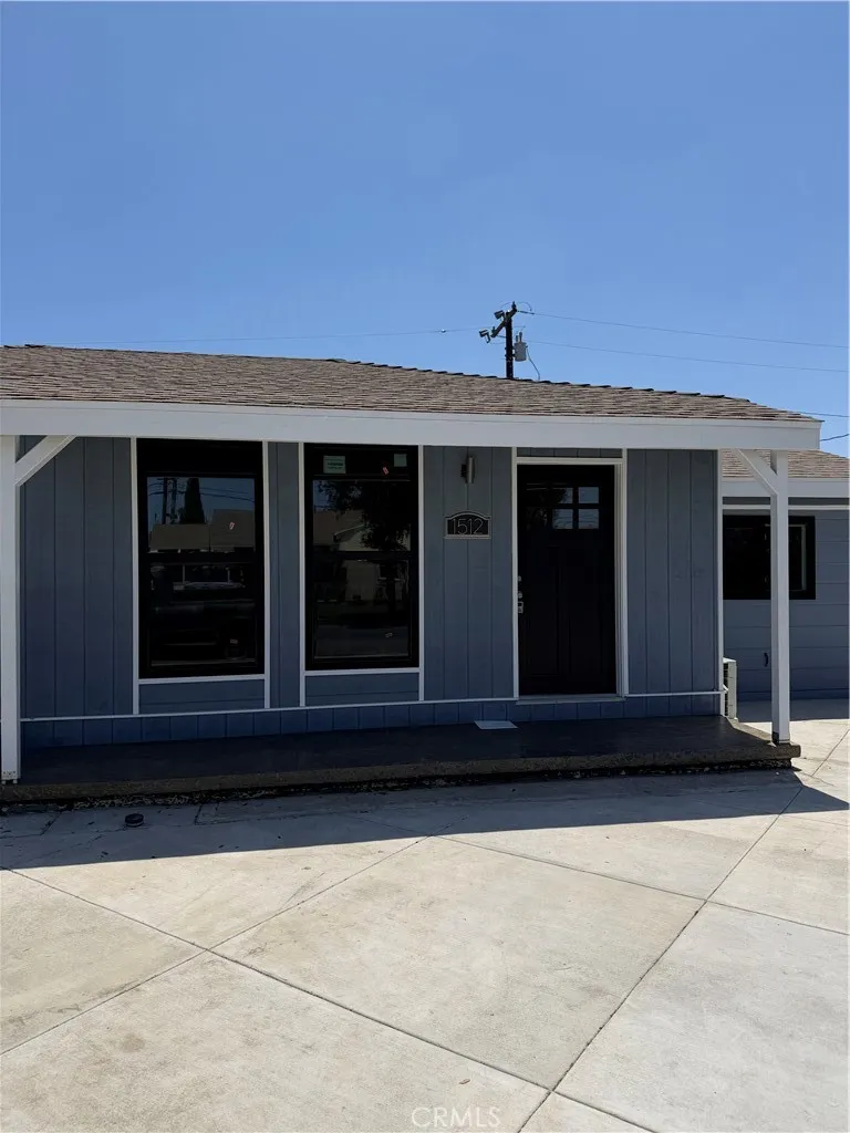 1512 E 125th Compton, CA 90222