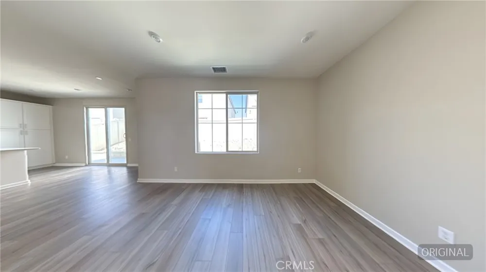 460 Pinewood Rialto, CA 92376