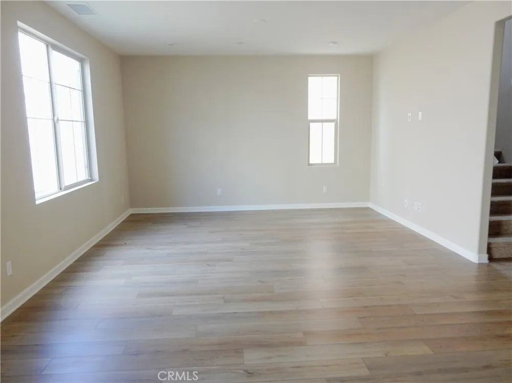 460 Pinewood Rialto, CA 92376