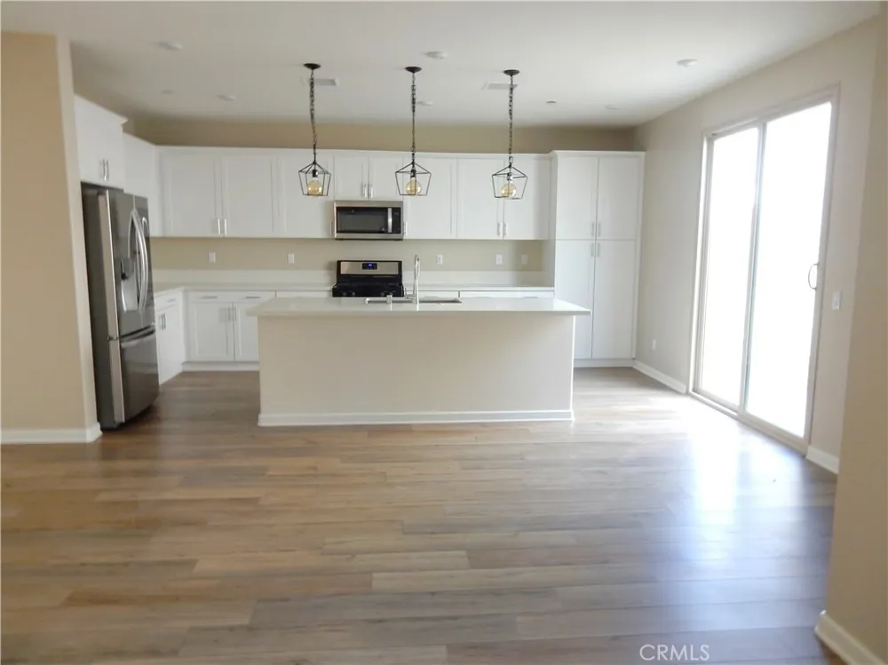 460 Pinewood Rialto, CA 92376