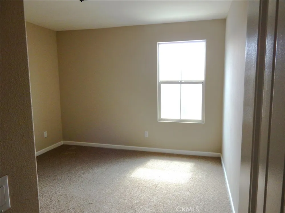 460 Pinewood Rialto, CA 92376