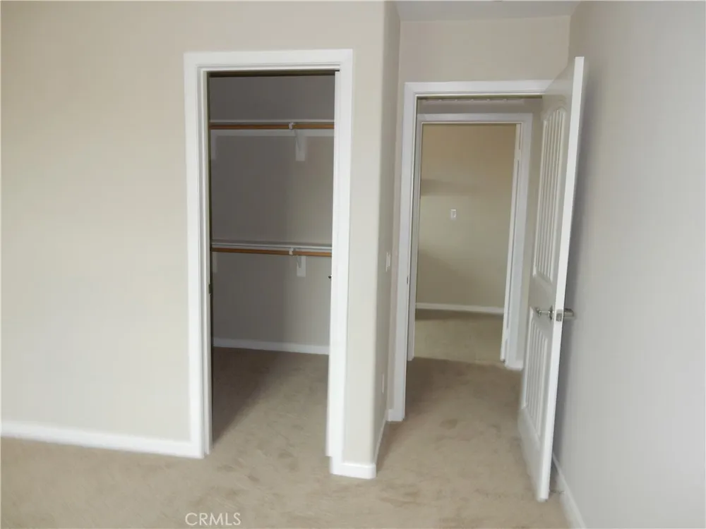 460 Pinewood Rialto, CA 92376