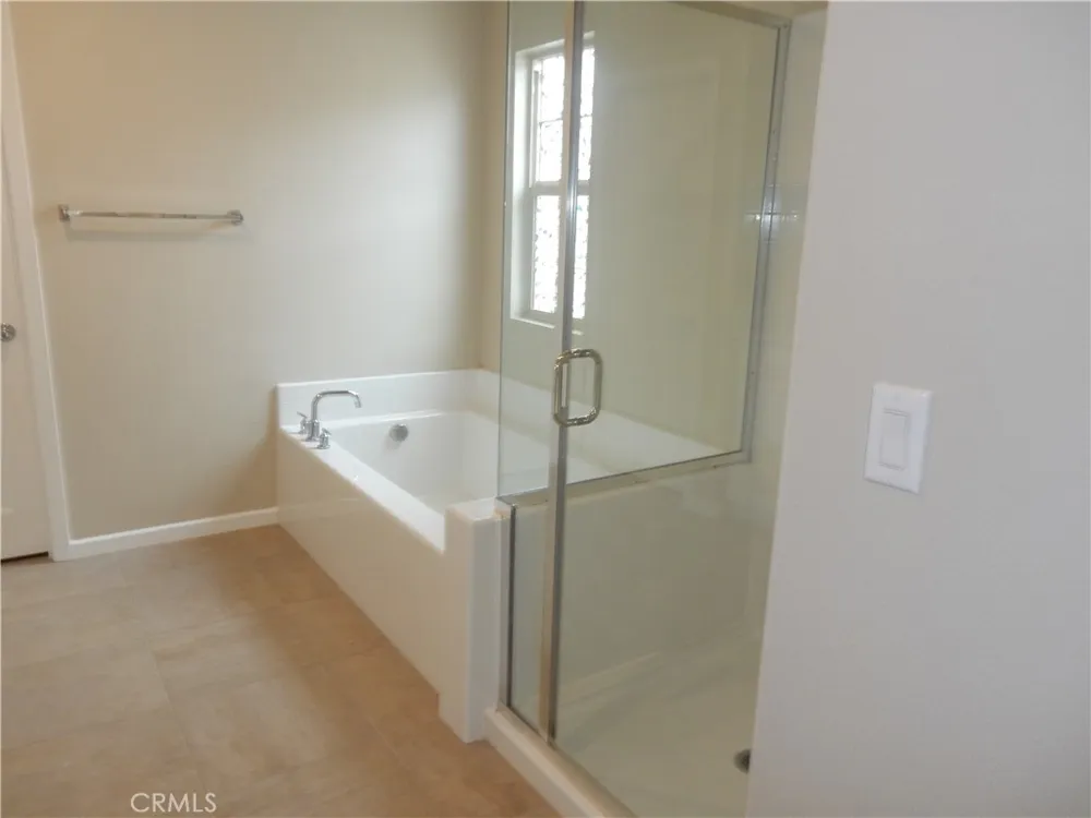 460 Pinewood Rialto, CA 92376