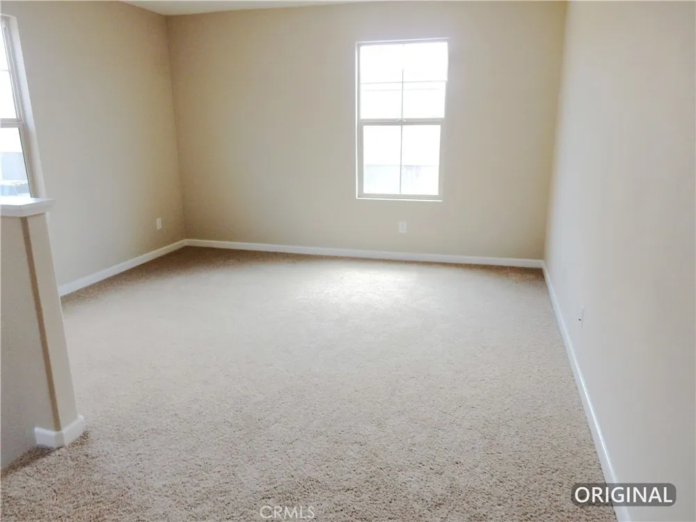 460 Pinewood Rialto, CA 92376
