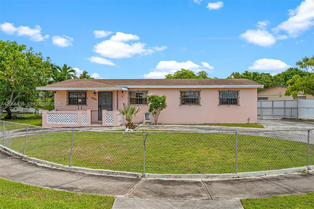 11985 SW 181st Ter Miami, FL 33177
