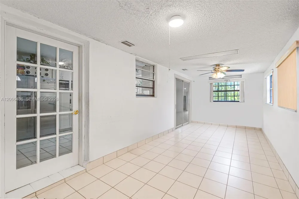 11985 SW 181st Ter Miami, FL 33177