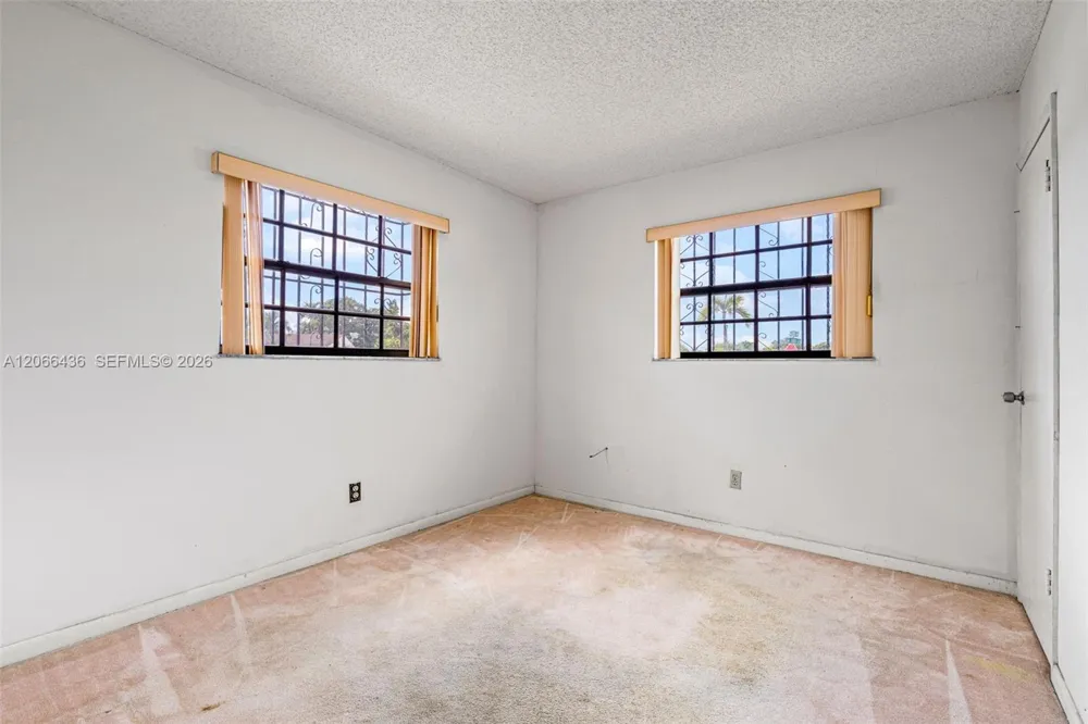 11985 SW 181st Ter Miami, FL 33177