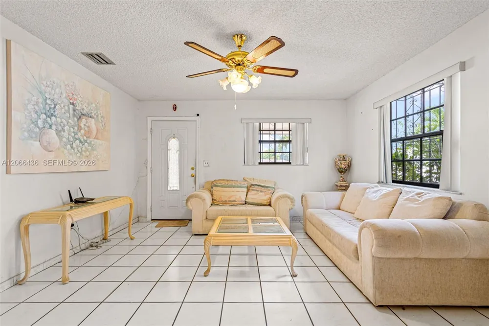 11985 SW 181st Ter Miami, FL 33177