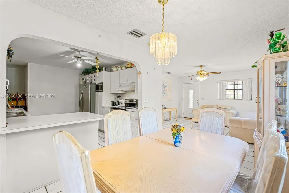 11985 SW 181st Ter Miami, FL 33177
