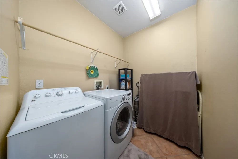 14855 Noblewood Lake Elsinore, CA 92530