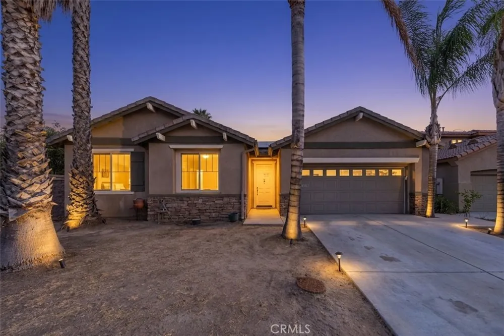 14855 Noblewood Lake Elsinore, CA 92530