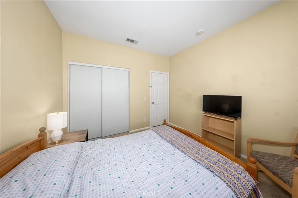 14855 Noblewood Lake Elsinore, CA 92530