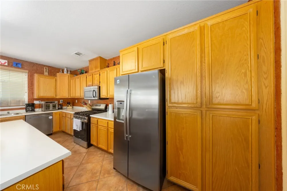 14855 Noblewood Lake Elsinore, CA 92530