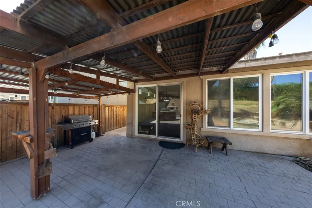 14855 Noblewood Lake Elsinore, CA 92530