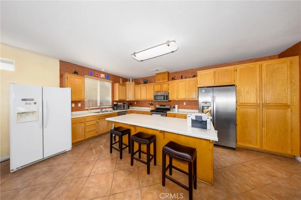 14855 Noblewood Lake Elsinore, CA 92530