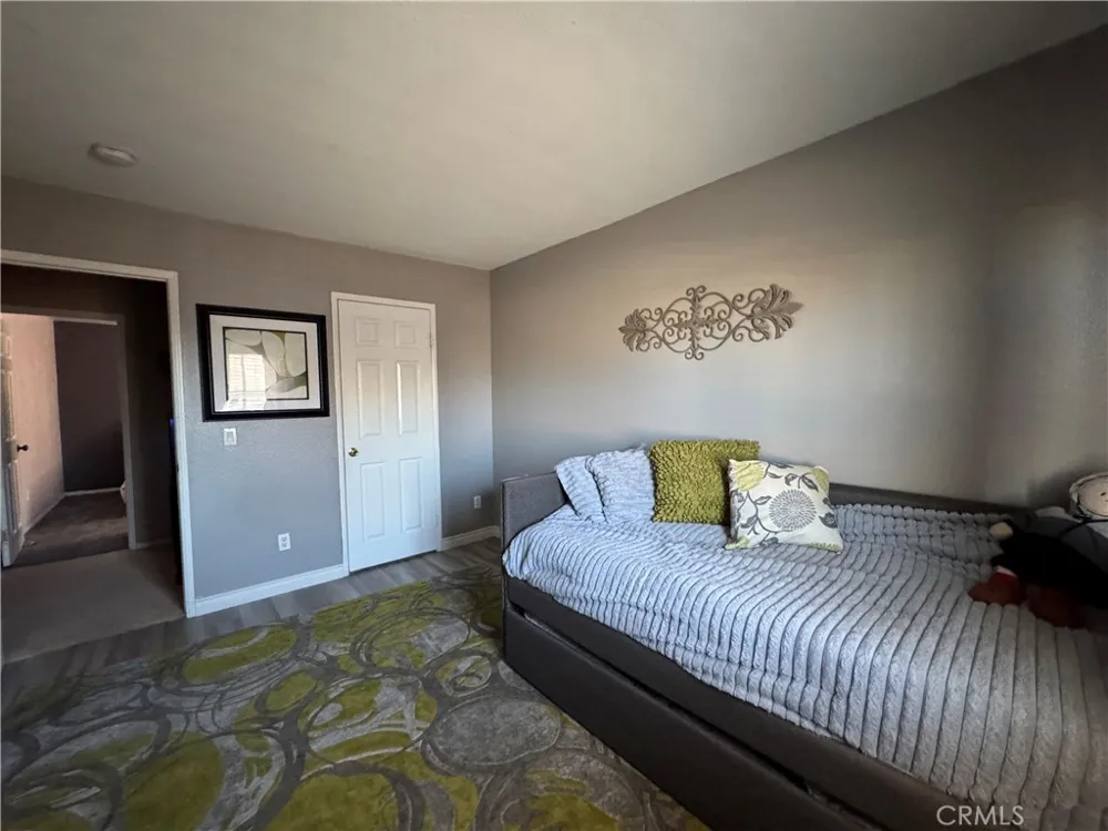 11735 Alana Victorville, CA 92392