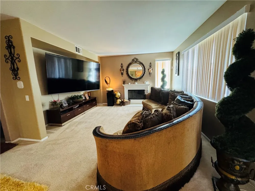 11735 Alana Victorville, CA 92392