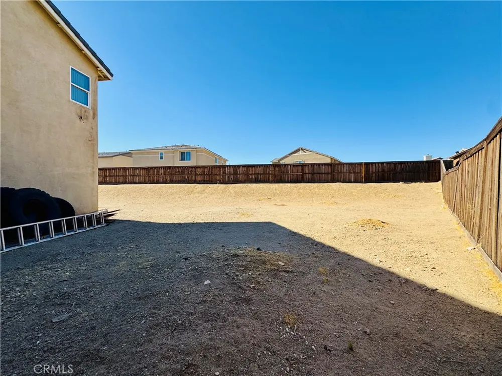 11735 Alana Victorville, CA 92392
