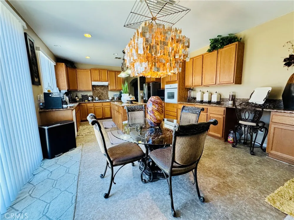 11735 Alana Victorville, CA 92392