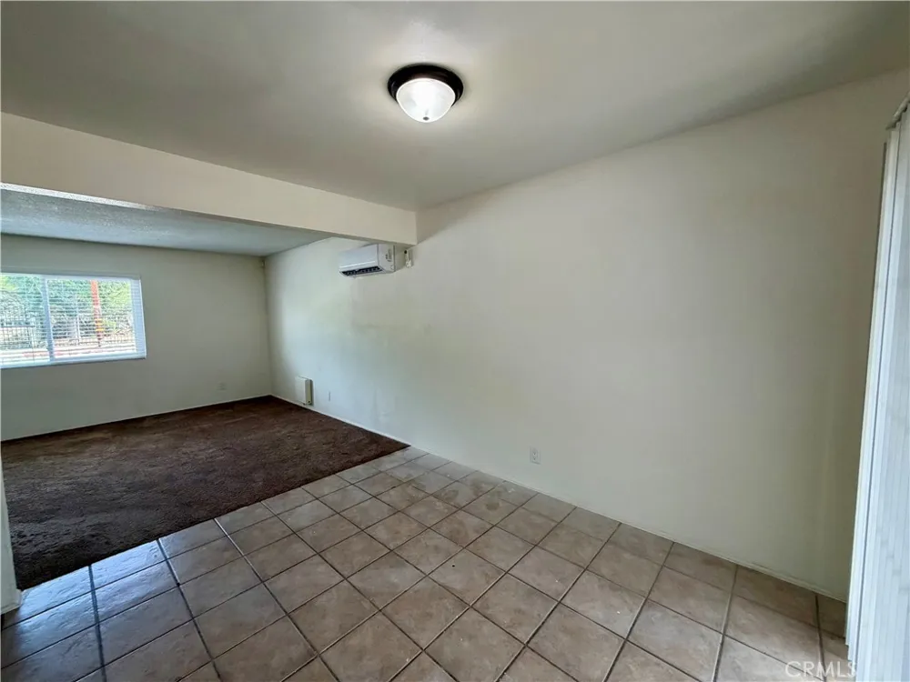 711 E Oakland Hemet, CA 92543