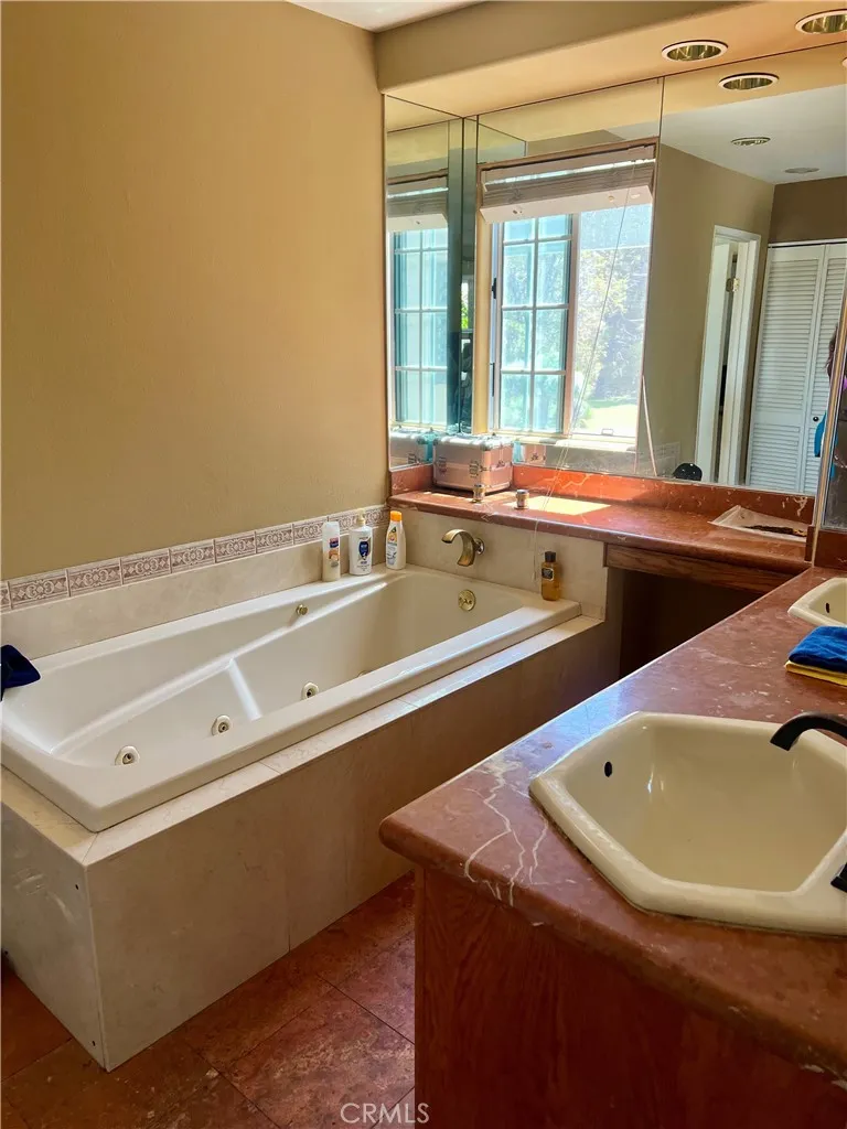 1231 Meadowland La Habra Heights, CA 90631