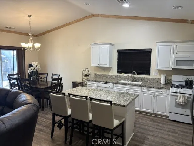 1271 Pinehurst Calimesa, CA 92320