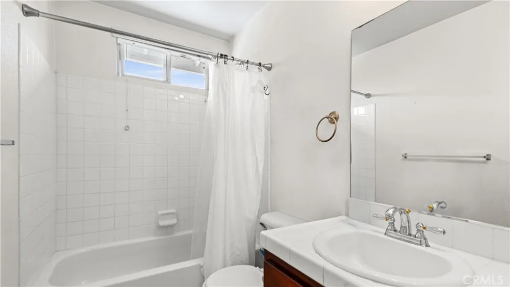 832 Laffey Lane El Cajon, CA 92021