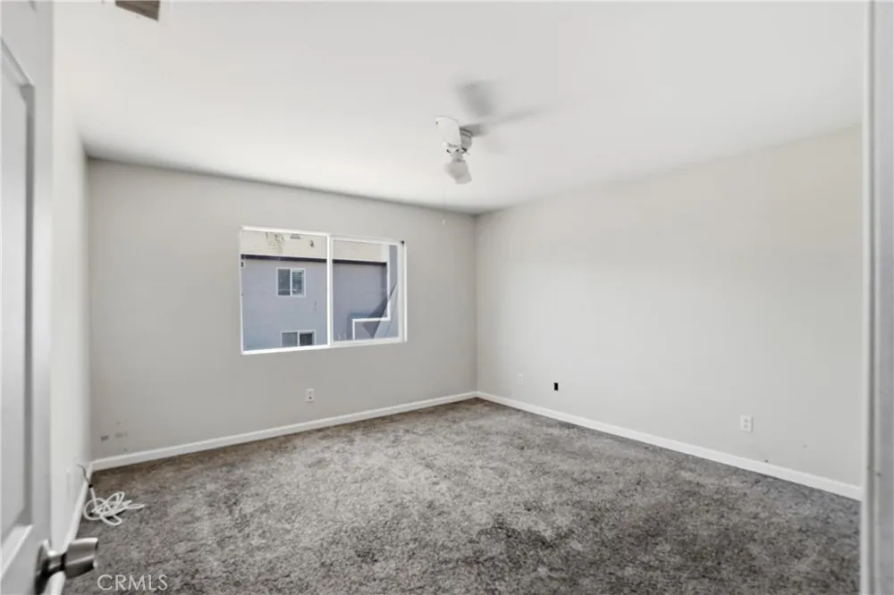 300 Date Street Lake Elsinore, CA 92530
