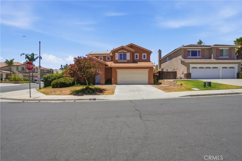 300 Date Street Lake Elsinore, CA 92530