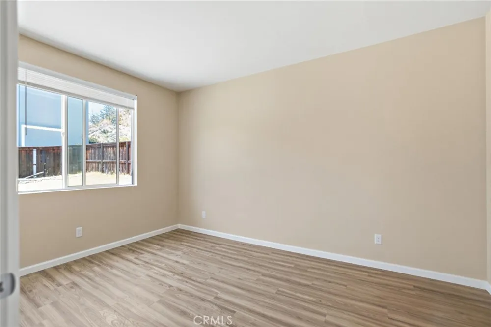 300 Date Street Lake Elsinore, CA 92530