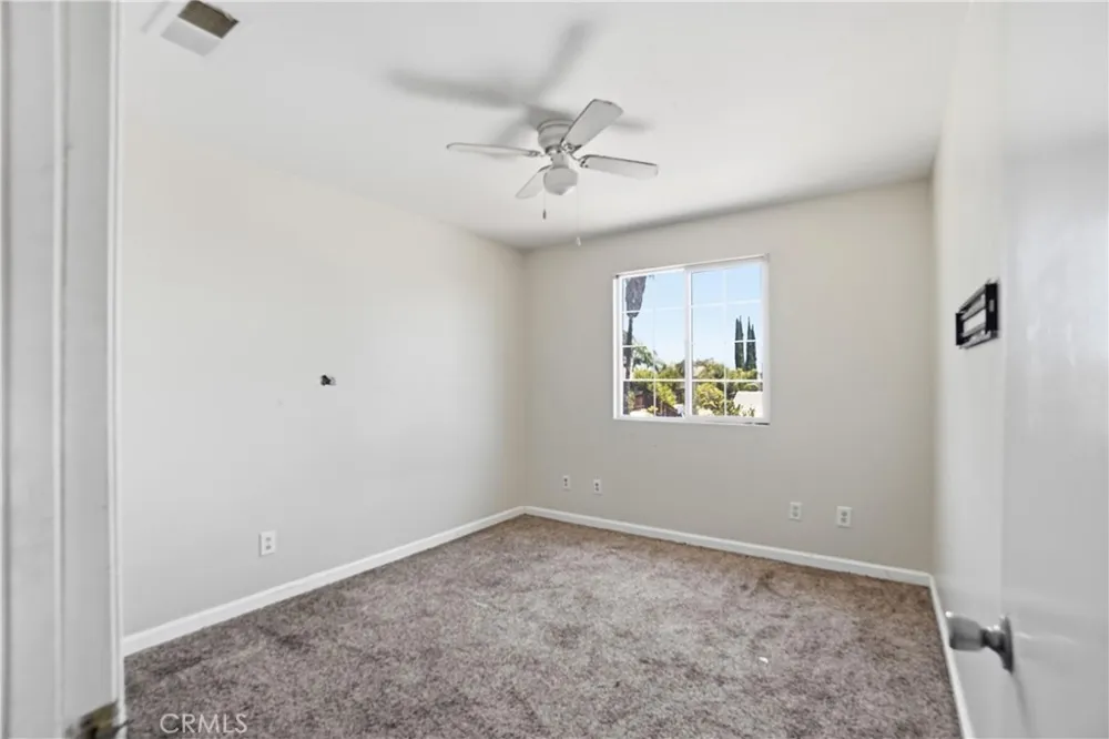 300 Date Street Lake Elsinore, CA 92530
