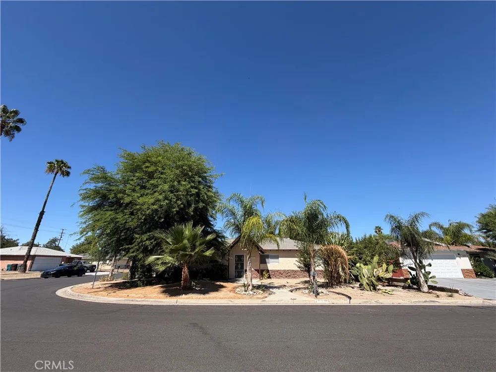 26695 Tellis Hemet, CA 92544