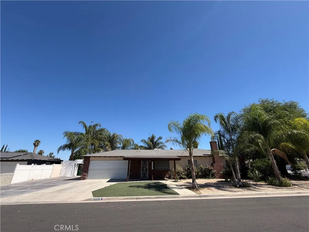 26695 Tellis Hemet, CA 92544