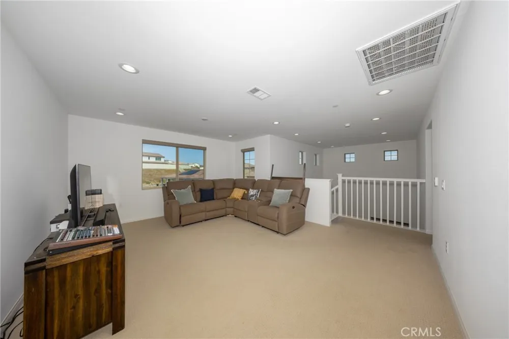 25311 Luna Peak Menifee, CA 92586