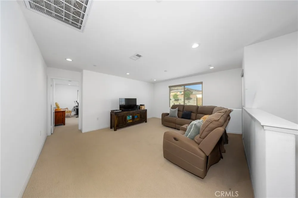 25311 Luna Peak Menifee, CA 92586