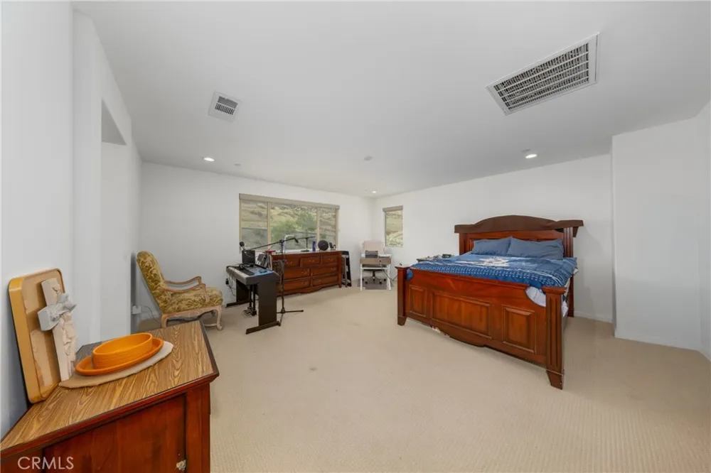 25311 Luna Peak Menifee, CA 92586