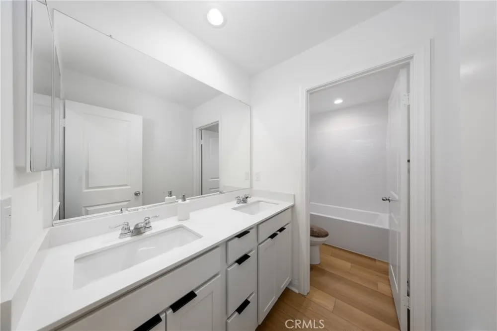 25311 Luna Peak Menifee, CA 92586