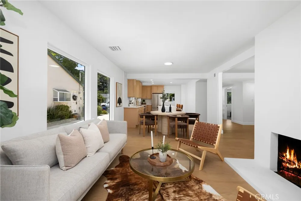 15550 Otsego Street Encino, CA 91436