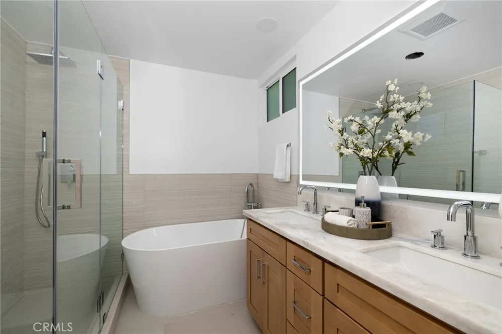 15550 Otsego Street Encino, CA 91436