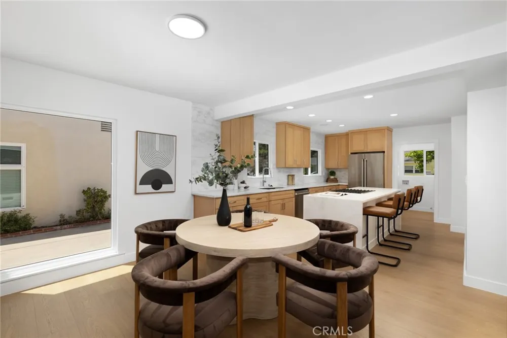 15550 Otsego Street Encino, CA 91436