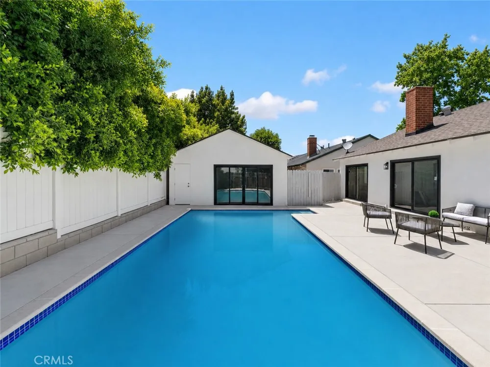 15550 Otsego Street Encino, CA 91436