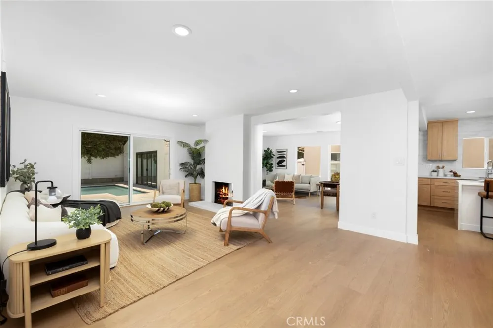 15550 Otsego Street Encino, CA 91436