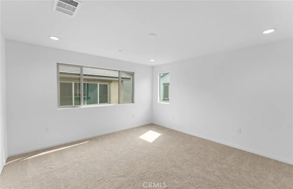 4264 South Malagon Privado Ontario, CA 91761