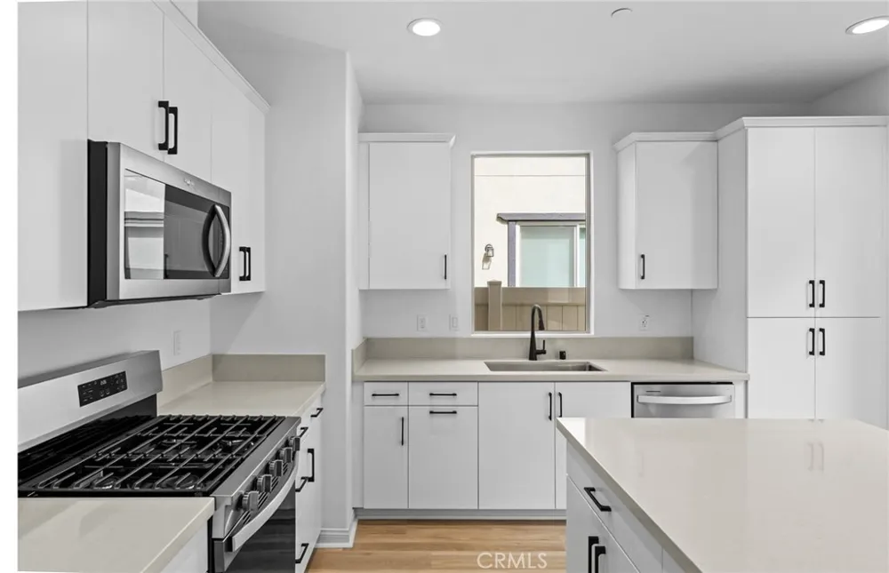 4264 South Malagon Privado Ontario, CA 91761