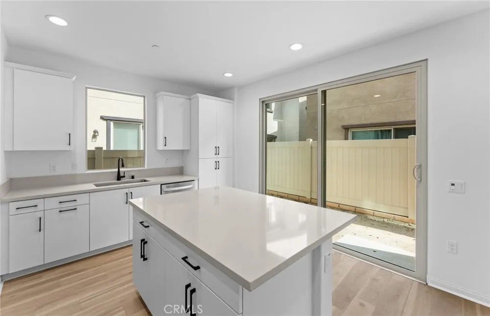 4264 South Malagon Privado Ontario, CA 91761