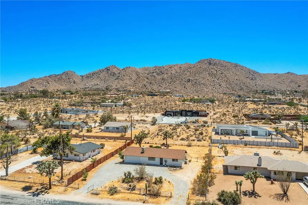 60229 La Mirada Trail Joshua Tree, CA 92252