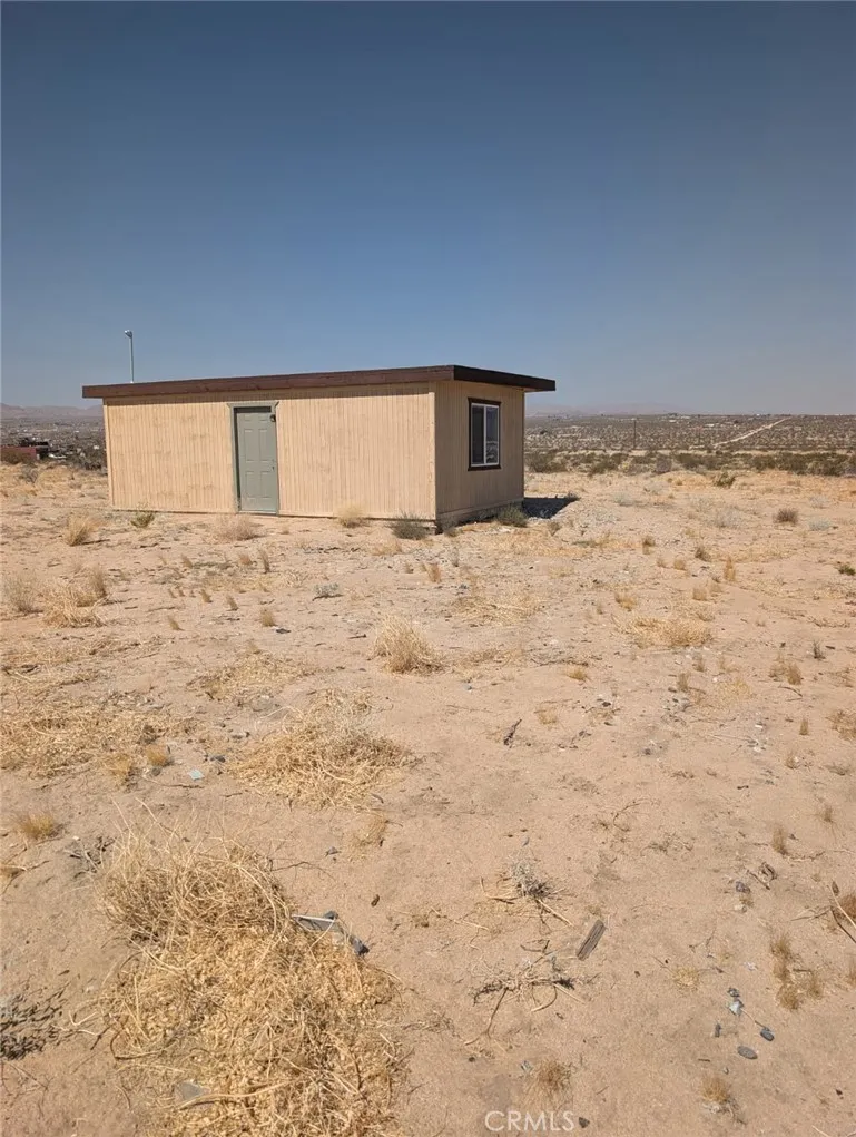 56850 Bodick Landers, CA 92285