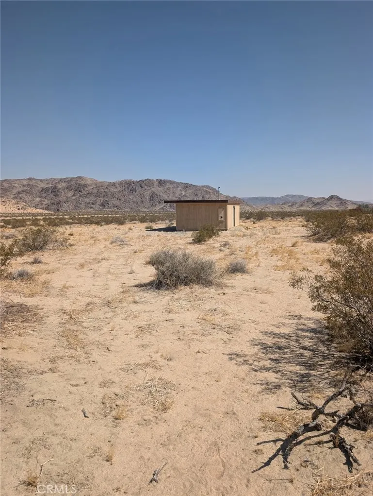 56850 Bodick Landers, CA 92285