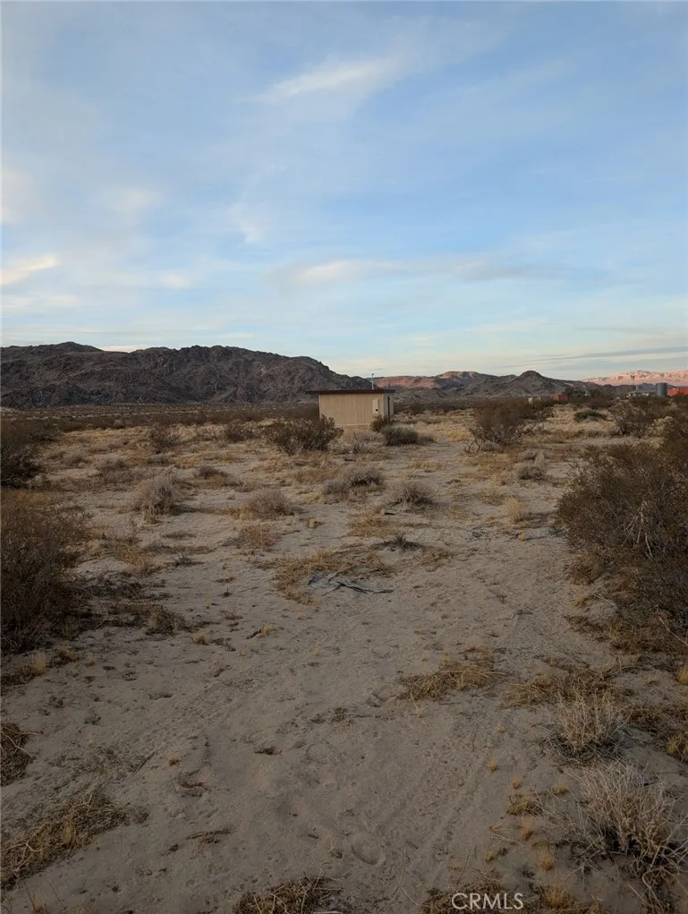 56850 Bodick Landers, CA 92285