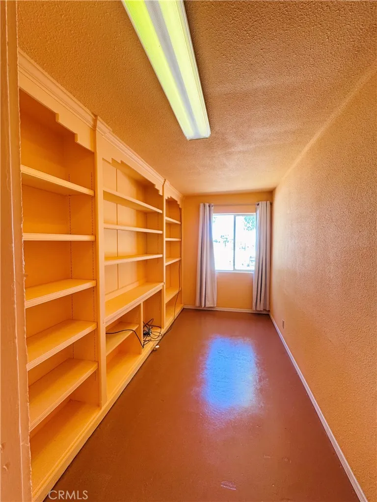 56677 Sunset Drive Yucca Valley, CA 92284